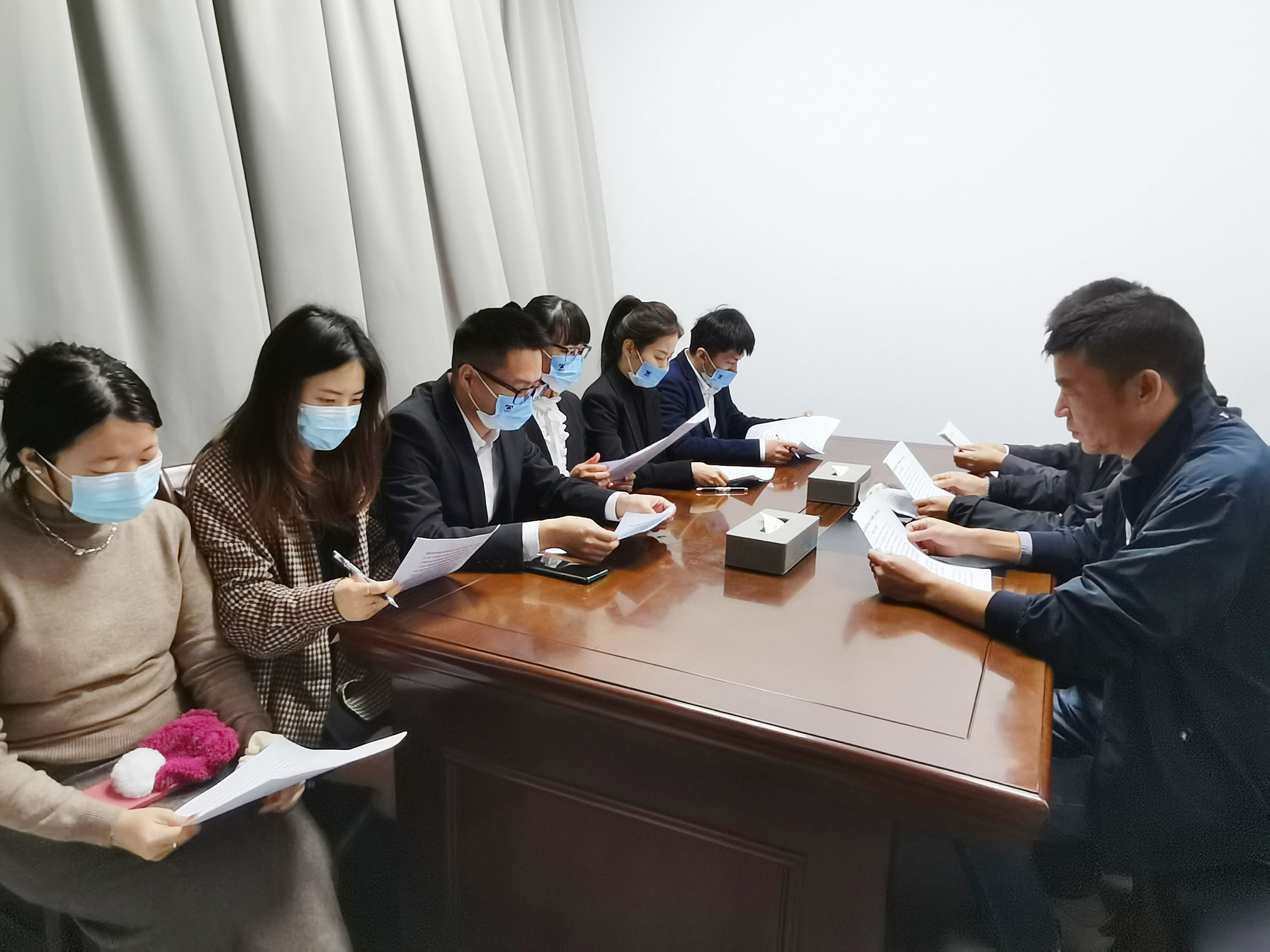 1669621645432183.jpg 圖為會議全體照,拍攝者:林佳杰.jpg